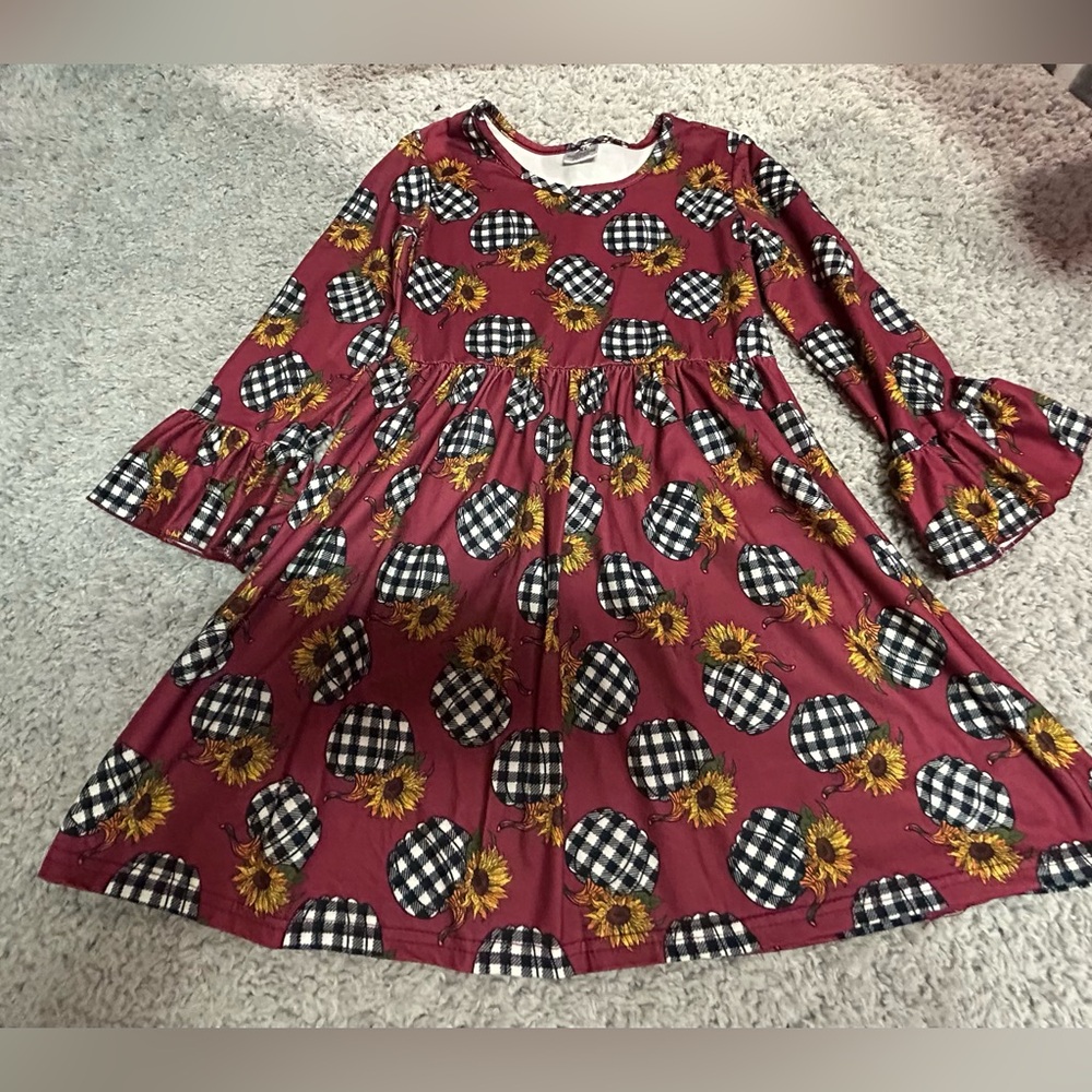 Girls size 6 online boutique milk silk pumpkin dress